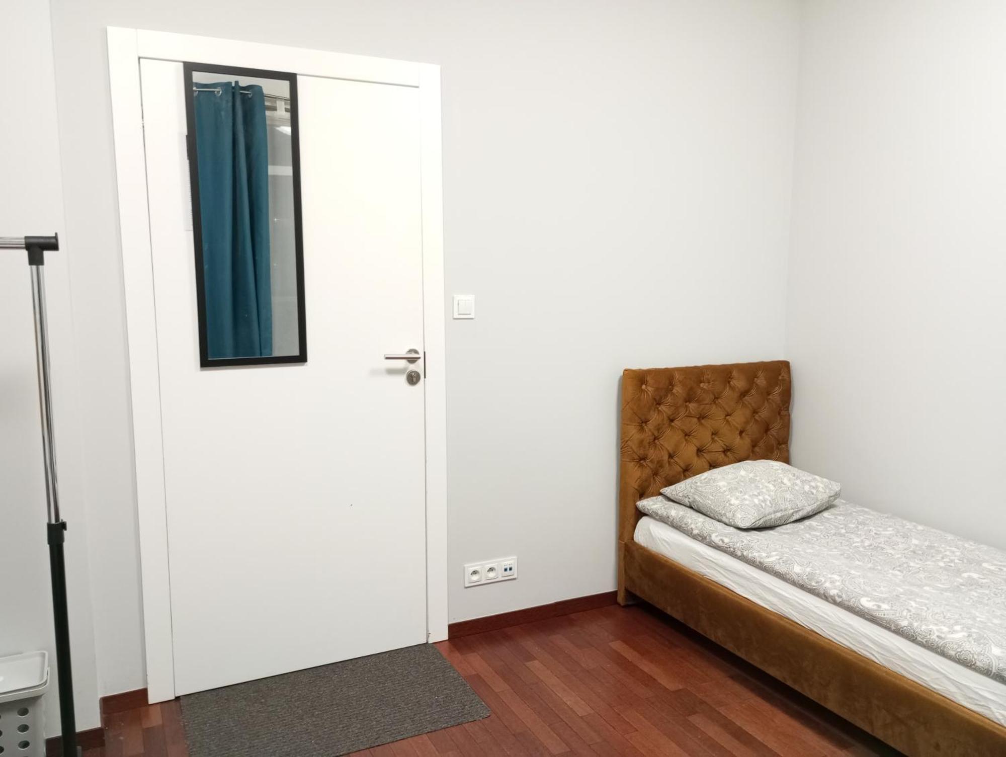 Hostel Solidarnosci155guestrooms *